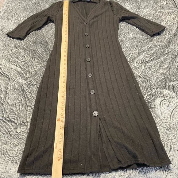 Black buttoned down Dress - Picture 7 of 8